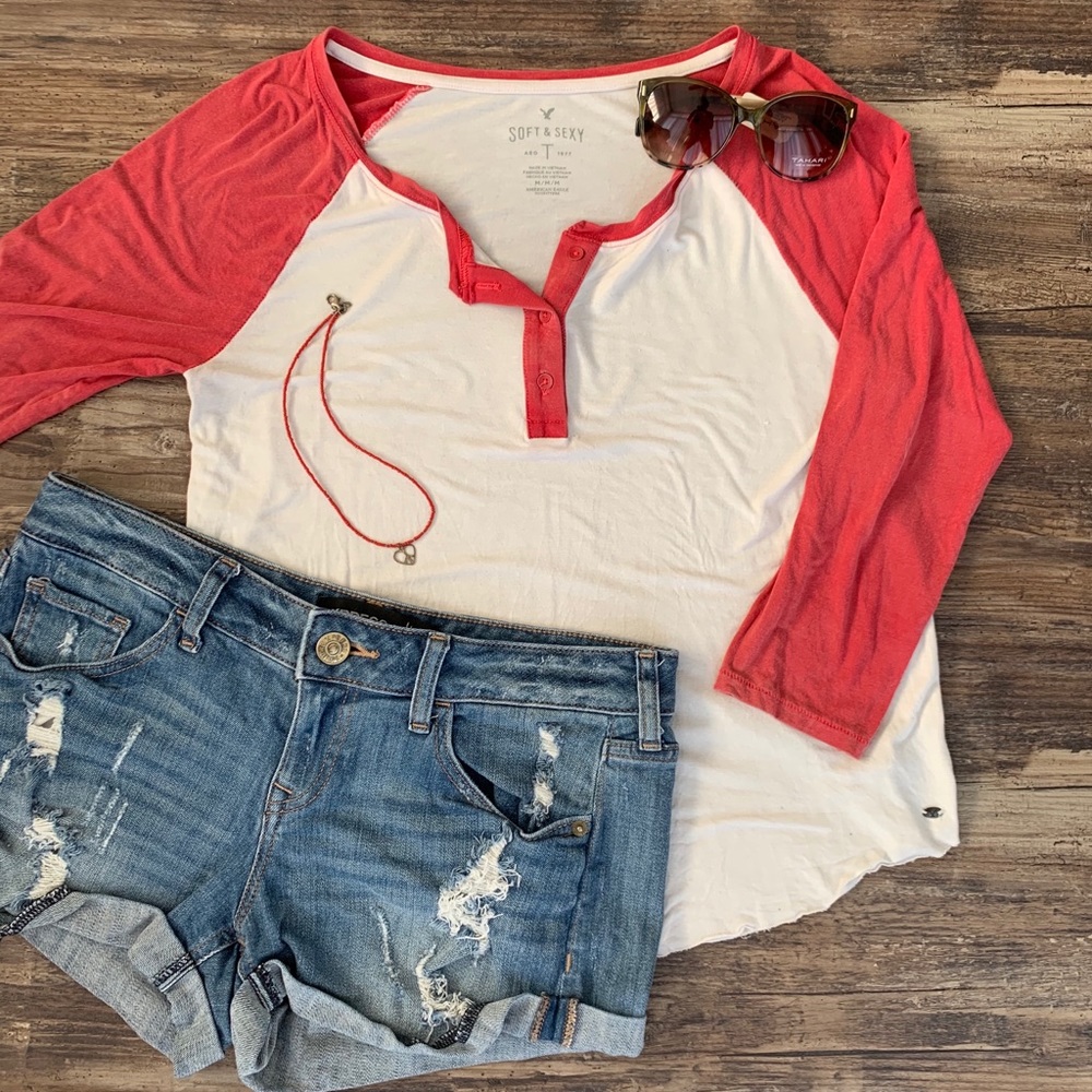 ♥️ AEO Baseball Tee